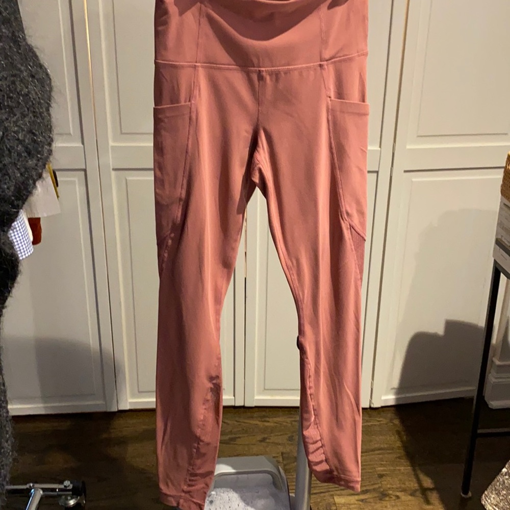 Athleta Leggings with pockets